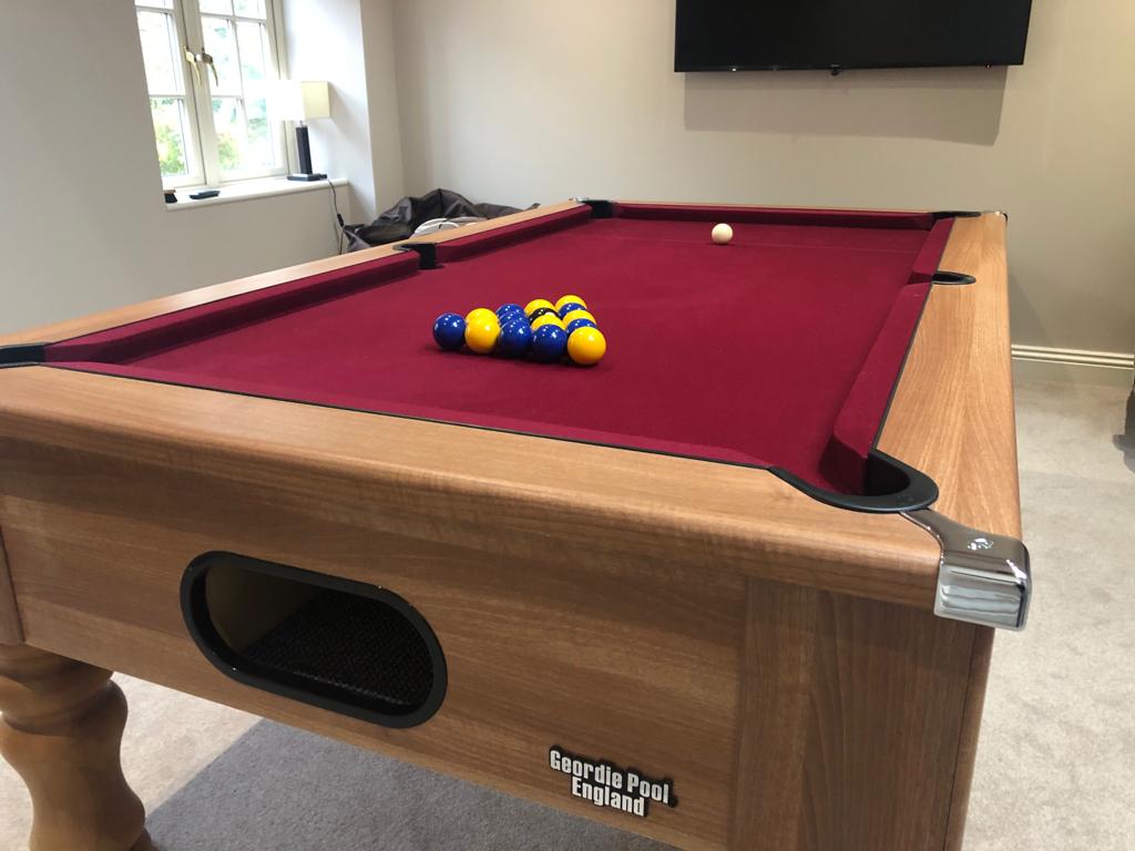 Geordie Pool Streaky Walnut Pool Table Solid Leg – Man Cave Essentials